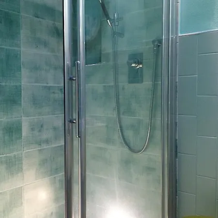 Sottotetto 雷焦艾米利亚